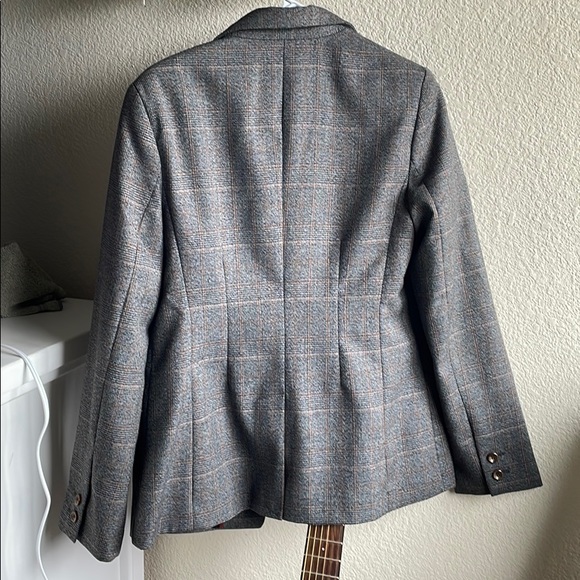 Like new forever 21 blazer. - Picture 6 of 6